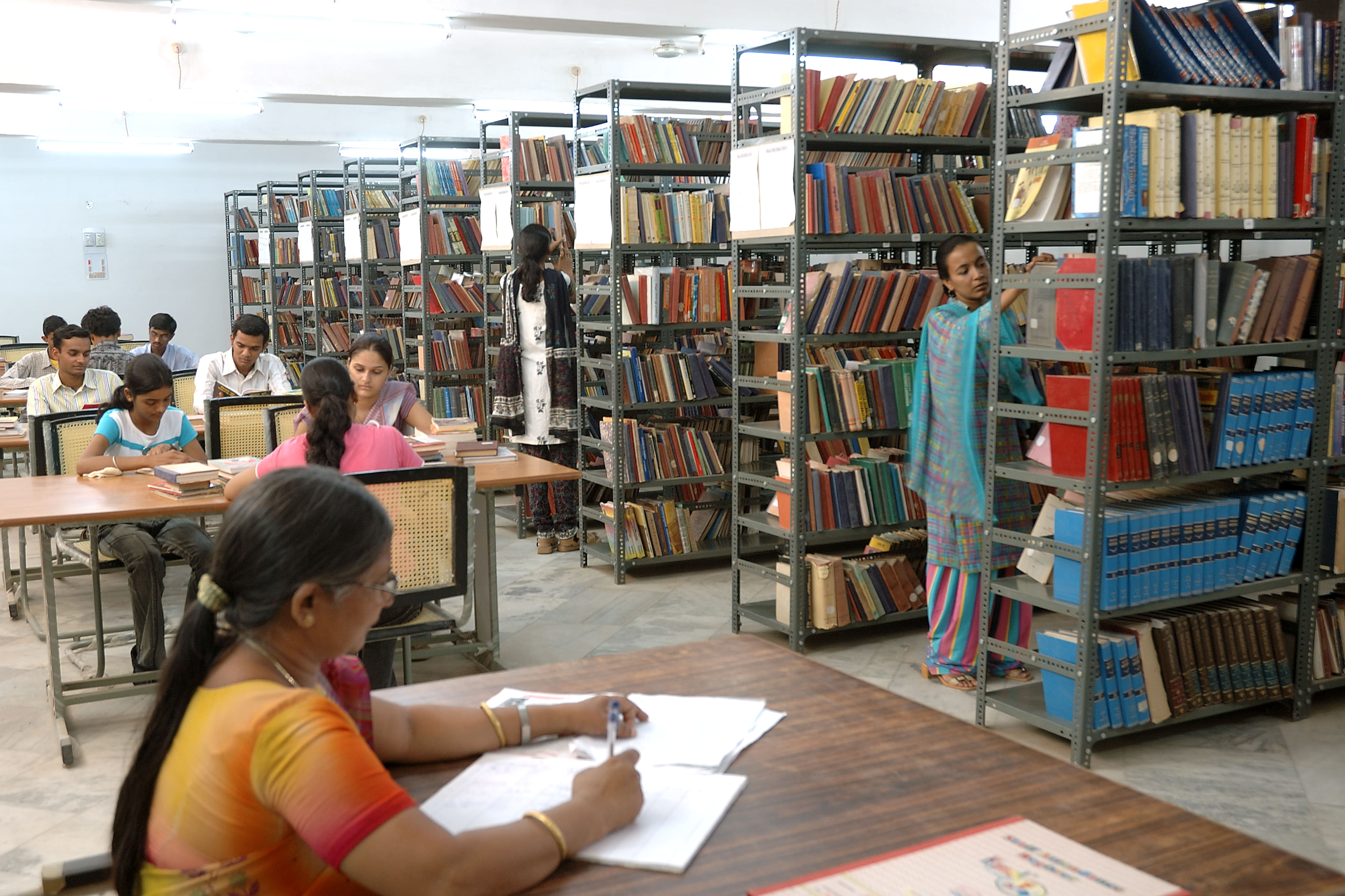 Library &mdash; Photo 3