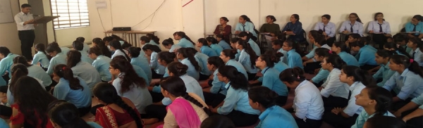 जैन विश्वभारती संस्थान (मान्य विश्वविद्यालय) में आचार्य महाप्रज्ञ कृत पुस्तक जीवन विज्ञानः शिक्षा का नया आयाम पर समीक्षा