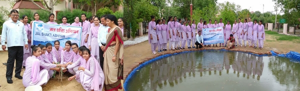 जैन विश्वभारती संस्थान (मान्य विश्वविद्यालय) में स्वच्छ भारत समर इटर्नशिप के तहत एन.एस.एस. छात्राओं द्वारा जागरूकता अभियान का आयोजन